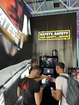 Επαγγελματικές πρωτεϊνικές μηχανές στιγμιαίου τσαγιού καφέ με οθόνη διαφήμισης 27 ιντσών