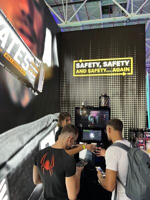 Αγορά Touch Screen Instant Protein Vending Machine with hot and cold drinks suit in GYM σε απευθείας σύνδεση κατασκευή