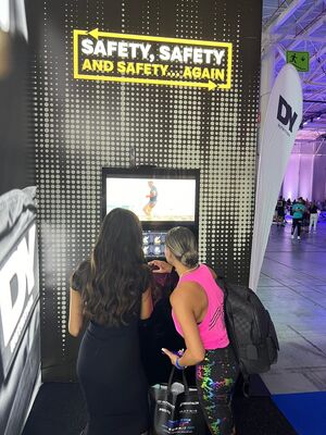 Καλή τιμή. Best High Efficiency Auto Protein Shake Vending Machine Factory suit in Gym σε απευθείας σύνδεση